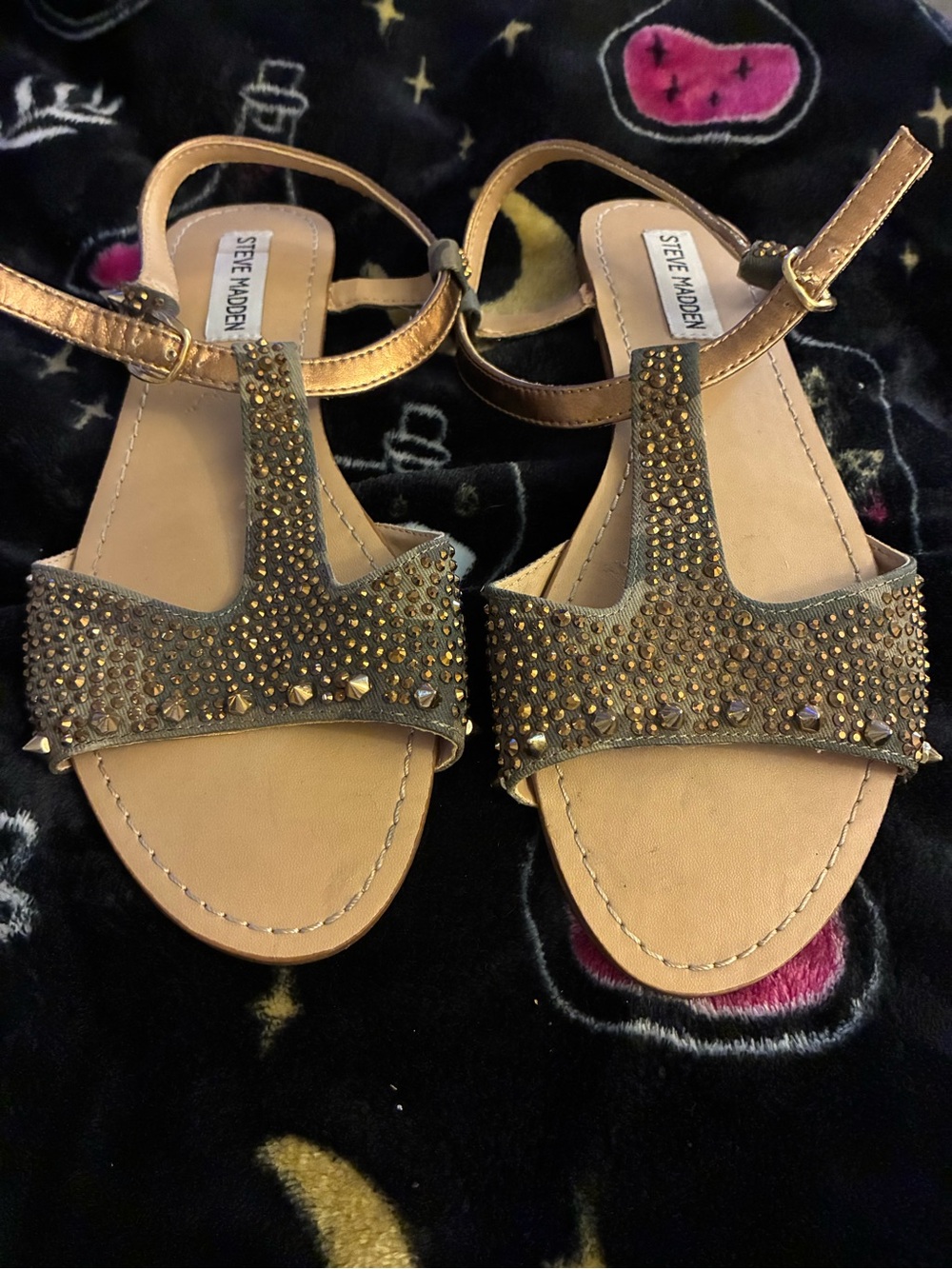 Steve Madden Metallic Gold T-Strap Studded Sandals